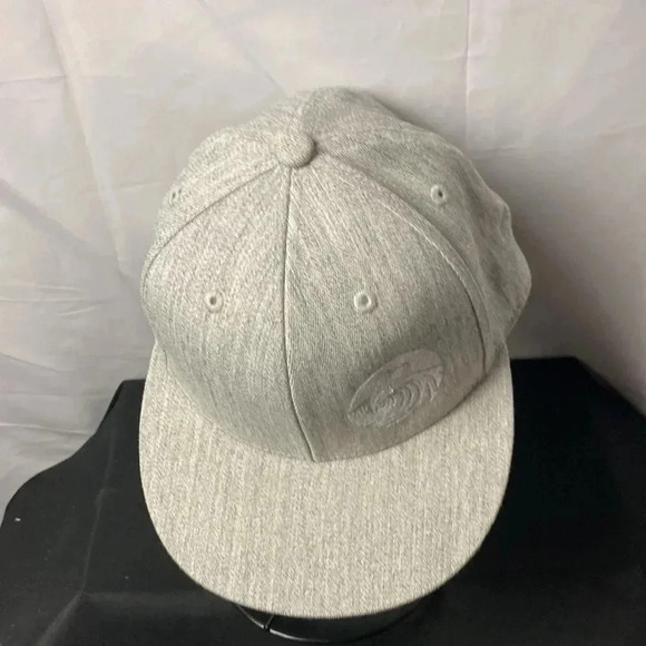 SALTWATER BREWERY HAT GRAY SALTWATER WAVE LOGO 210 FITTED HAT SIZE 6 7/8… - Picture 3 of 12